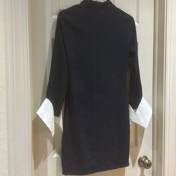 Armani Exchange size 0 dark blue dresss with white cuffs - Picture 5 of 5